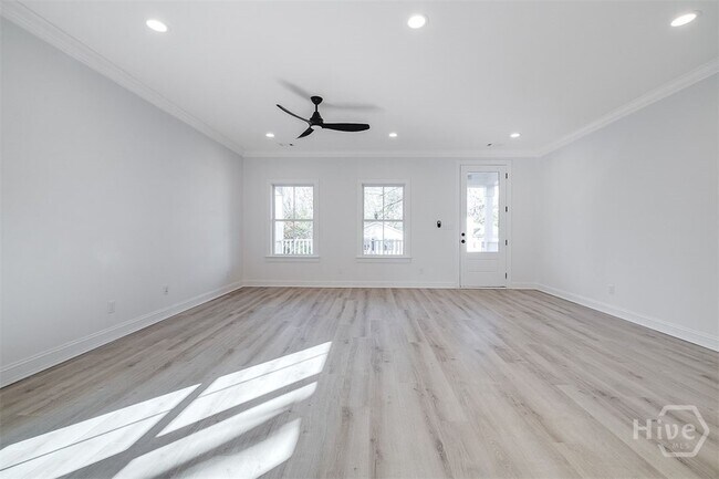 Building Photo - 1407 E 32nd St