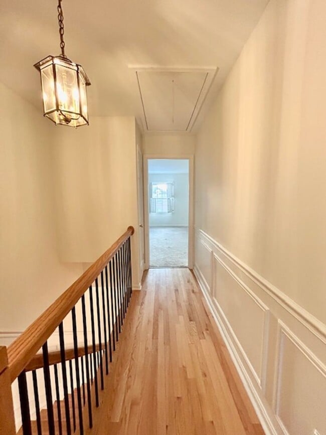 Building Photo - 10939 Wickshire Way