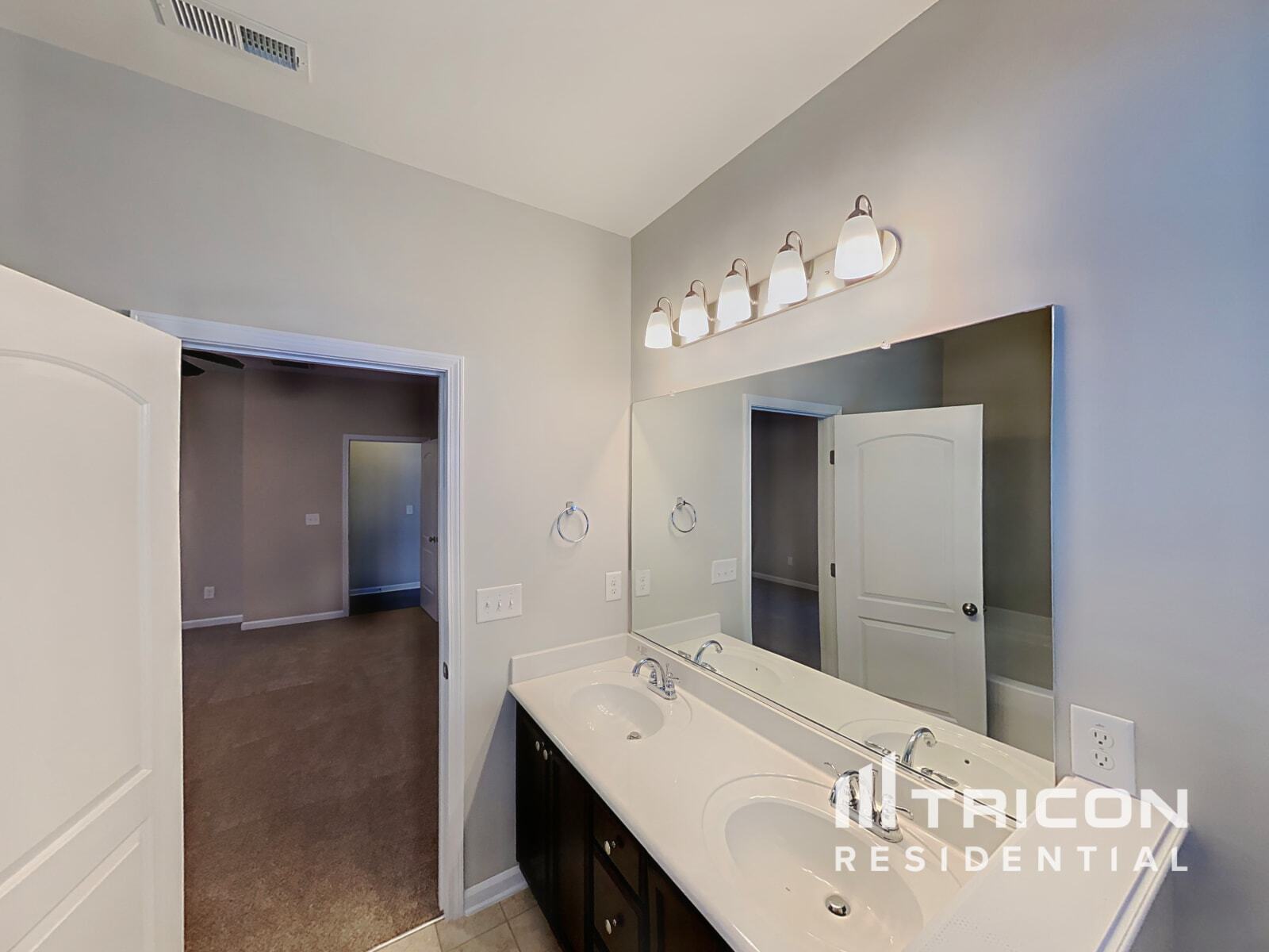 Building Photo - 109 Claystone Dr