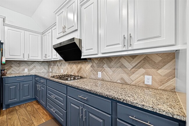 Building Photo - 3602 Lake Falls Dr