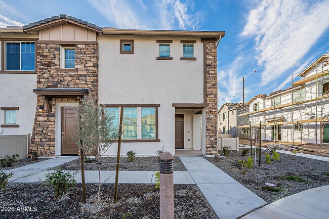 Building Photo - 4100 S Pinelake Way