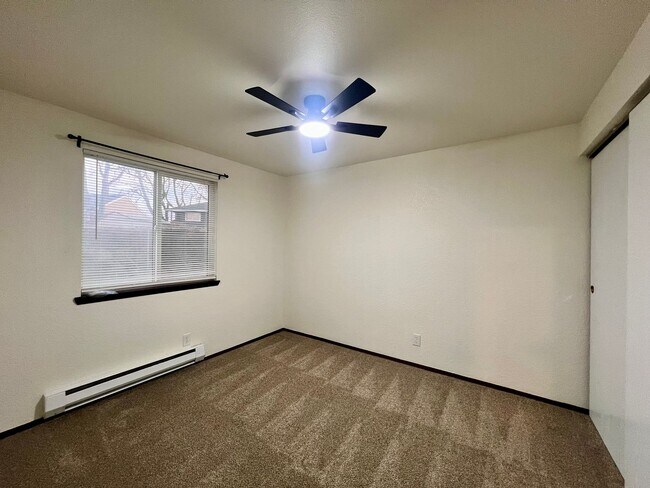 Building Photo - 500/502 Conway Pl*