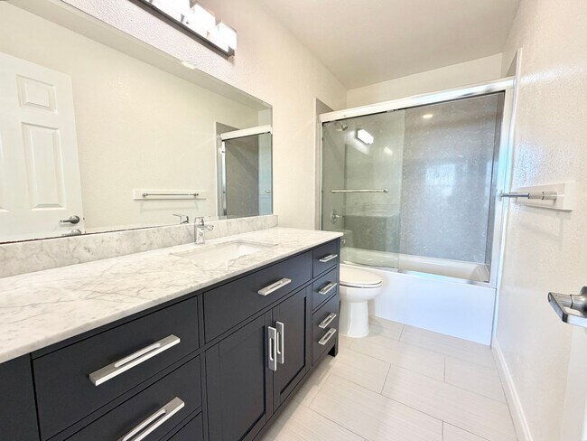 Building Photo - 1151 Wisconsin St