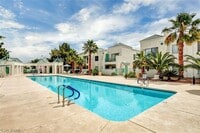 Building Photo - 7100 W Pirates Cove Rd