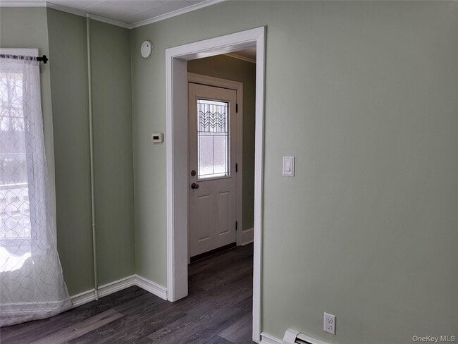 Building Photo - 83 W Main St