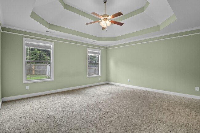 Building Photo - 128 Sycamore Hill Dr