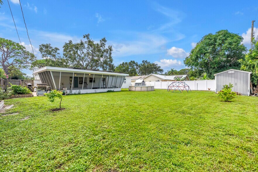 Building Photo - 2421 Covina Way S-Mortgage