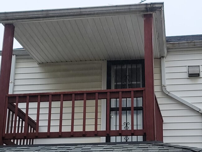 Building Photo - 4997 E 110th St