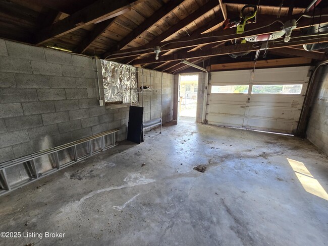 Building Photo - 1824 Wickham Way