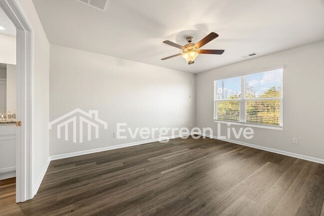 Building Photo - Coming Soon!