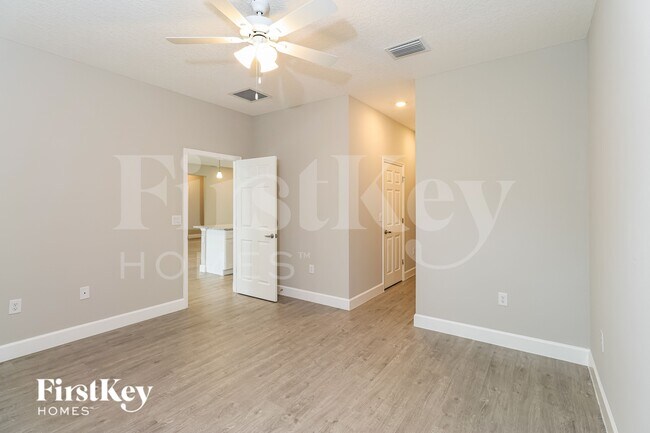 Building Photo - 1200 Cogan Dr