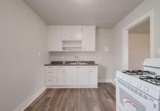 Building Photo - 1311 Fred St