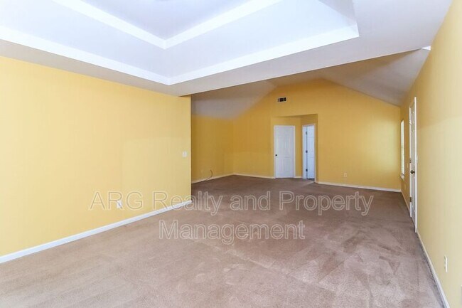 Building Photo - 4412 Sublime Trail