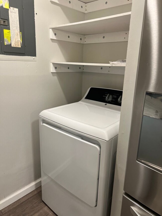 Building Photo - Remodeled Two Bedroom Tabby Walk Villa on First Floor