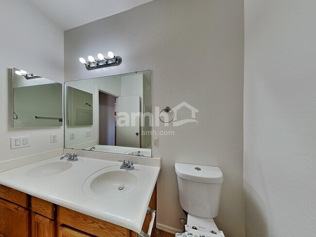 Building Photo - 8211 W Forest Grove Ave