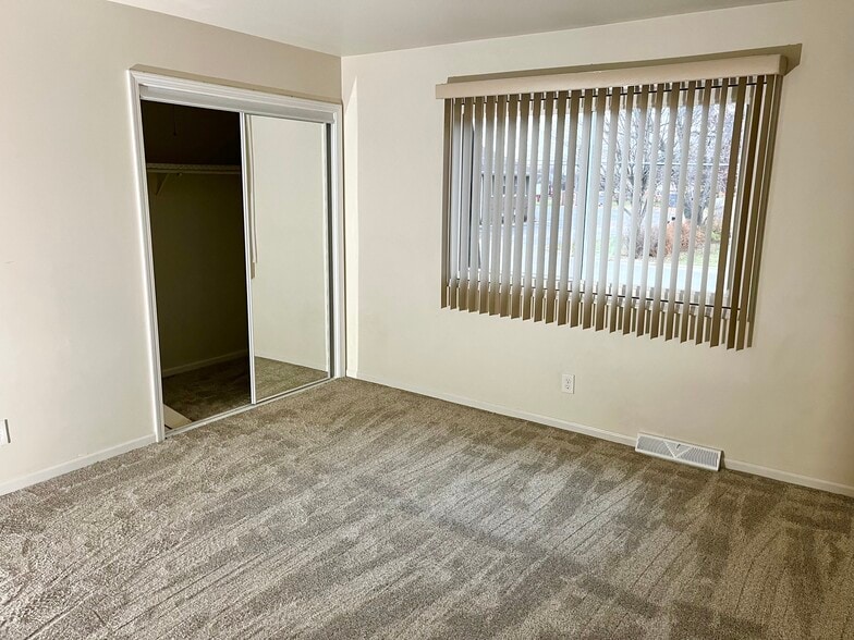 Bedroom- Upper Level - 2290 Jericho Rd