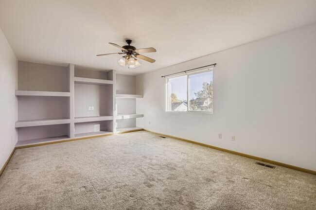 Building Photo - 4154 La Junta Dr