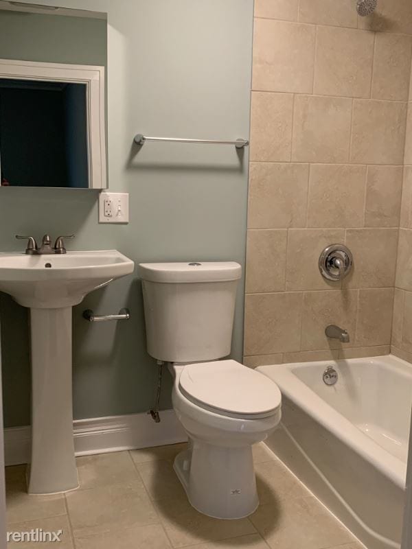 Building Photo - Studio, 1 bath Apartment - 1233 Chicago Ave