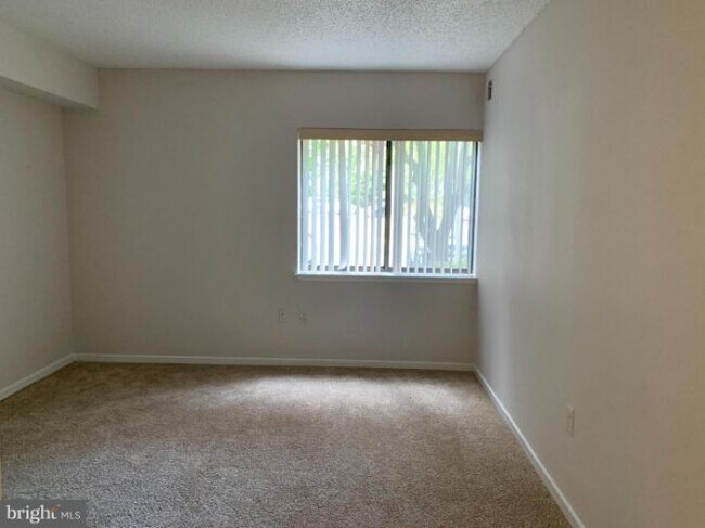 Building Photo - 2921 N Leisure World Blvd