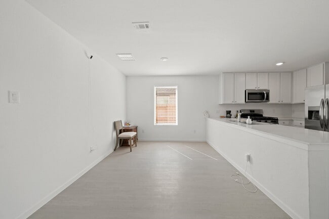 Building Photo - 2919 Summer Breeze Wy