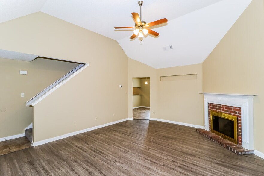 Building Photo - 1837 Black Bear Cir E