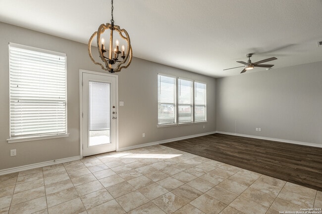 Building Photo - 682 Pond Springs