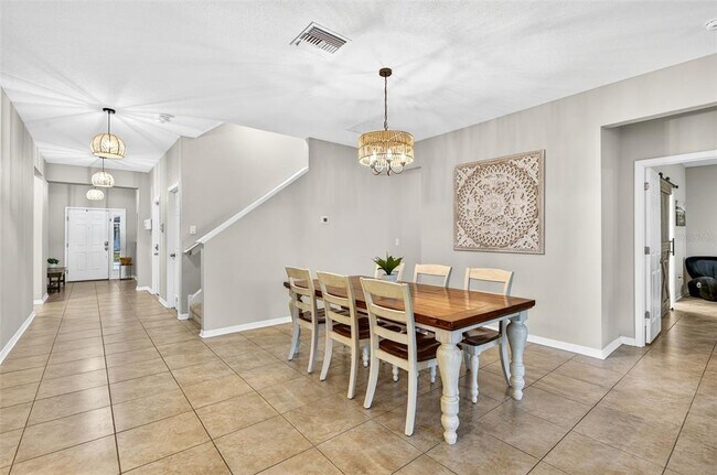 Building Photo - 8060 Roma Dune Dr