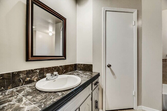 Building Photo - Great 3-2-2 in North Richland Hills surrounded by mature trees