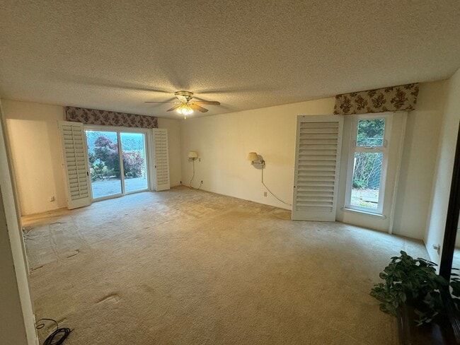 Building Photo - Exceptional Custom Home in Orcutt