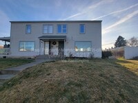 Building Photo - 87 Symons St