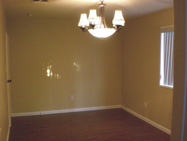 Building Photo - 6407 Gentry Ave