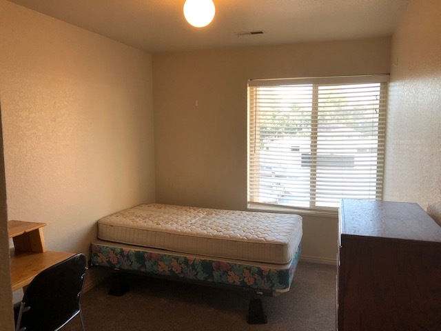 Private Room - 151 E 300 N