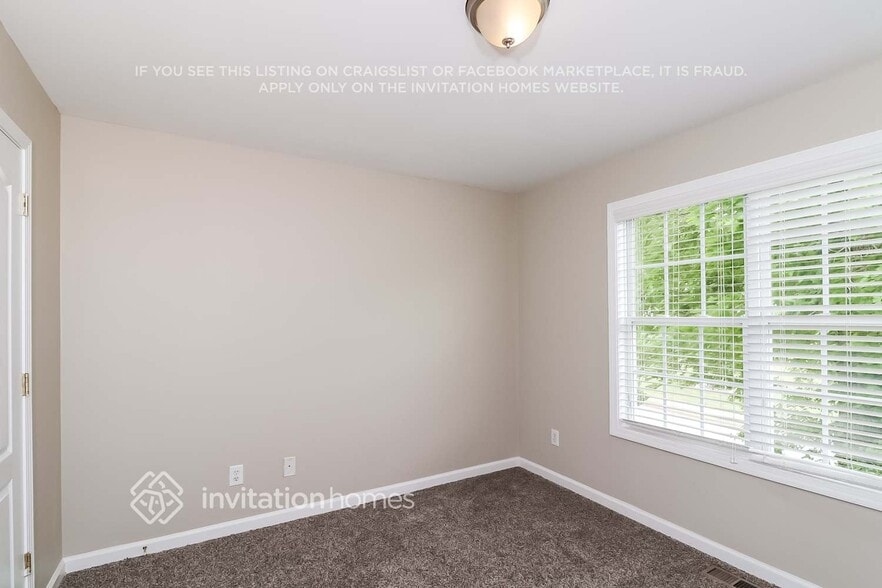 Building Photo - 158 Georgias Ln