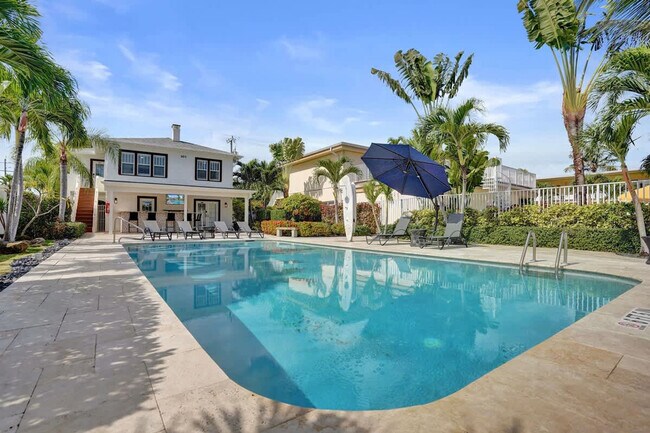 Building Photo - 905 N Federal Hwy