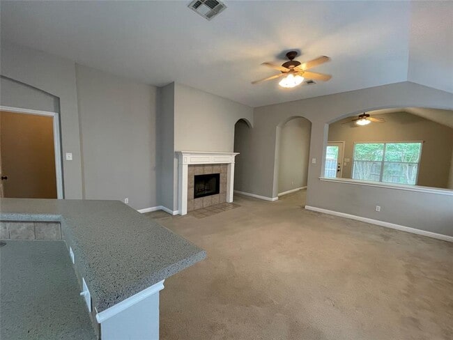 Building Photo - 10025 Mount Rainier Dr