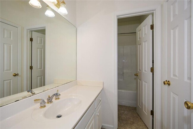 Building Photo - Welcome to this stunning West Cobb home! 5...