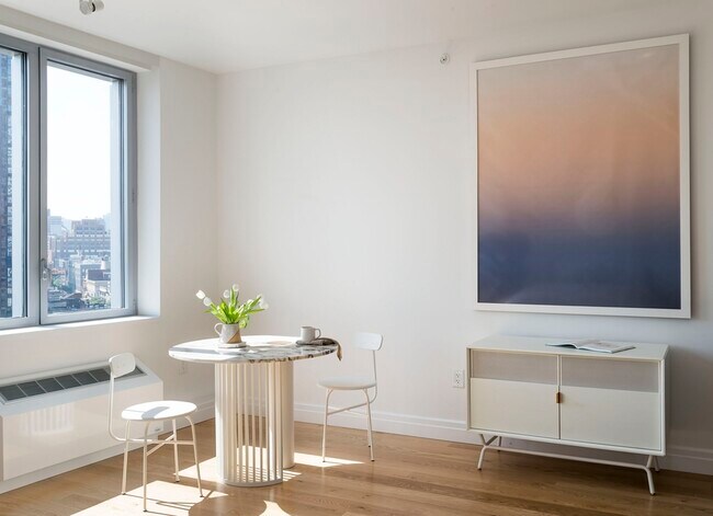 Building Photo - 300 Ashland Pl