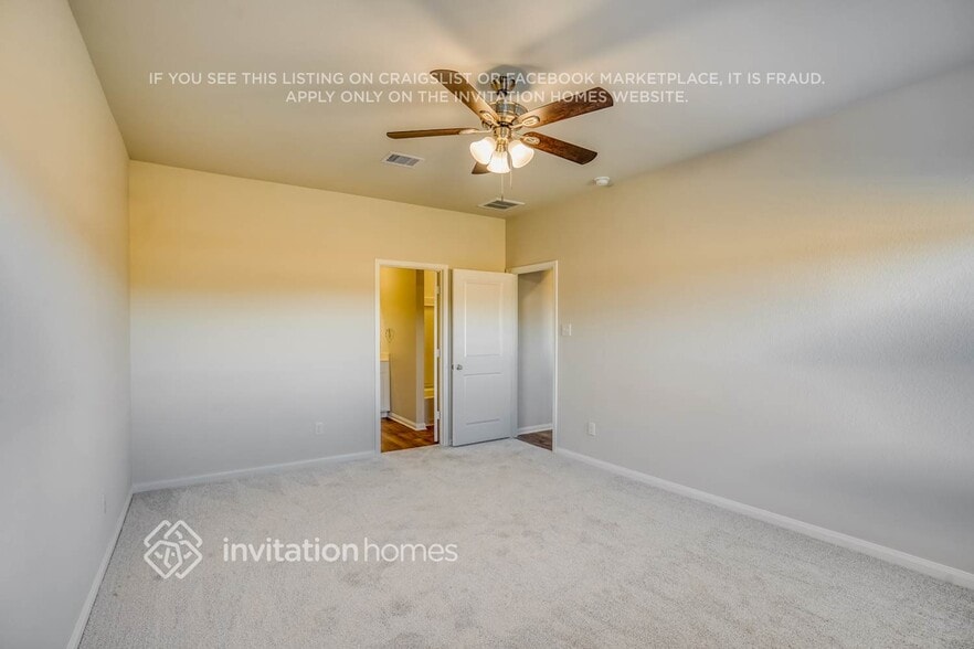 Building Photo - 8211 Burnt Orchid Dr