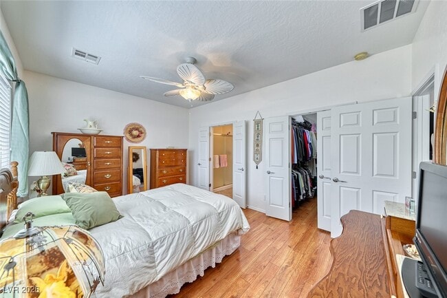 Building Photo - 6159 Isola Peak Ave