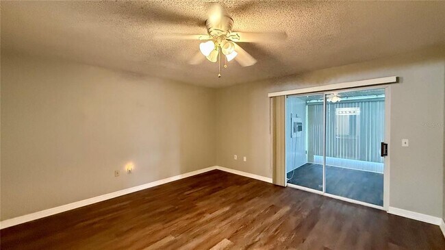 Building Photo - 207 Winter Ridge Blvd