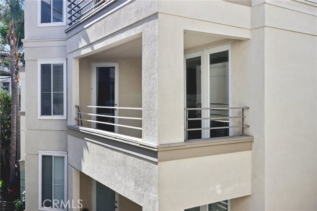 Building Photo - 2253 Martin