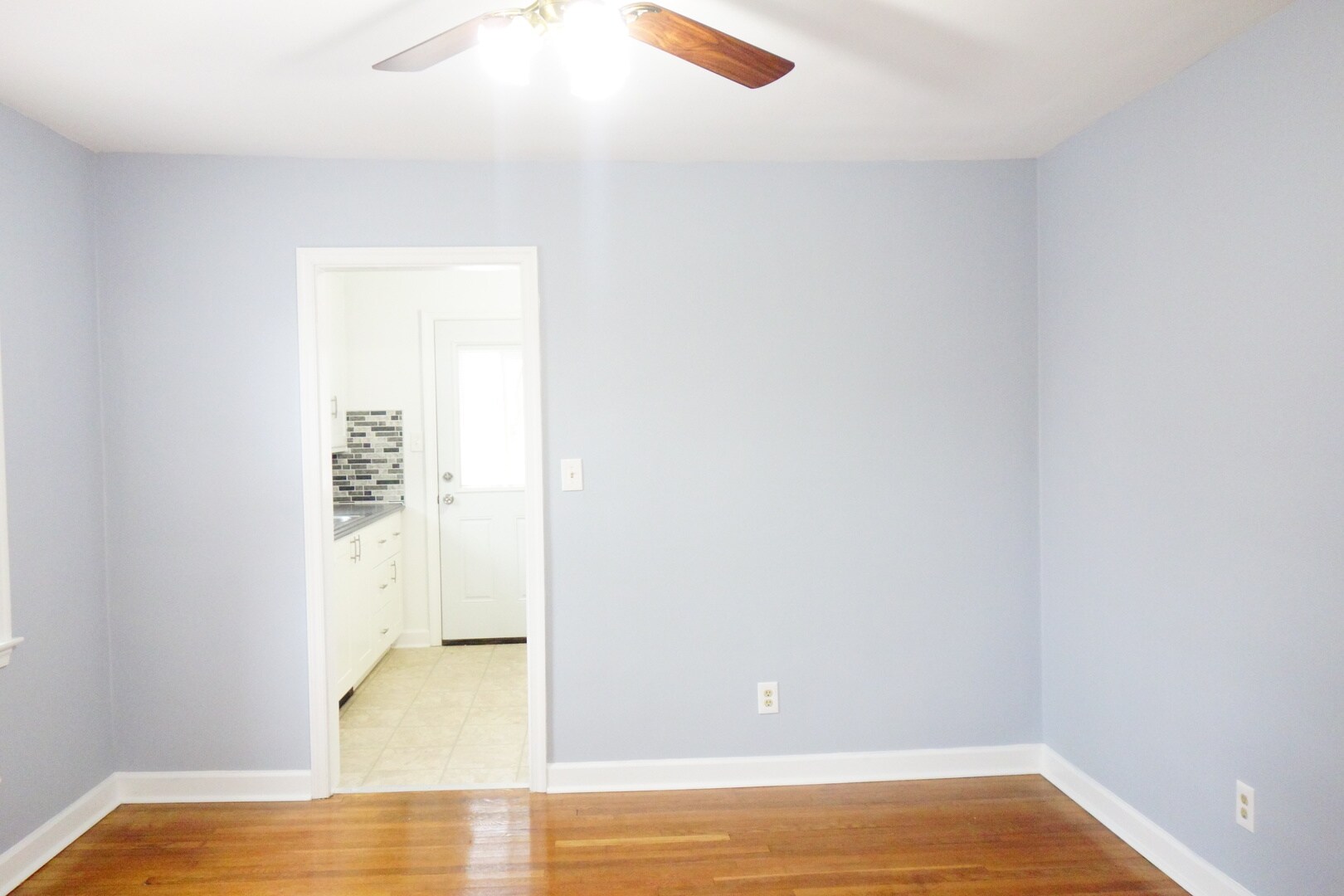 Building Photo - 807 Kennebec Ave