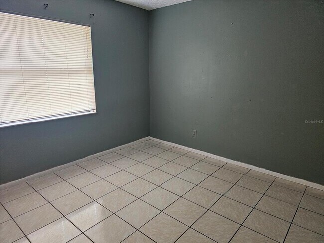 Building Photo - 102 Whitehall Way