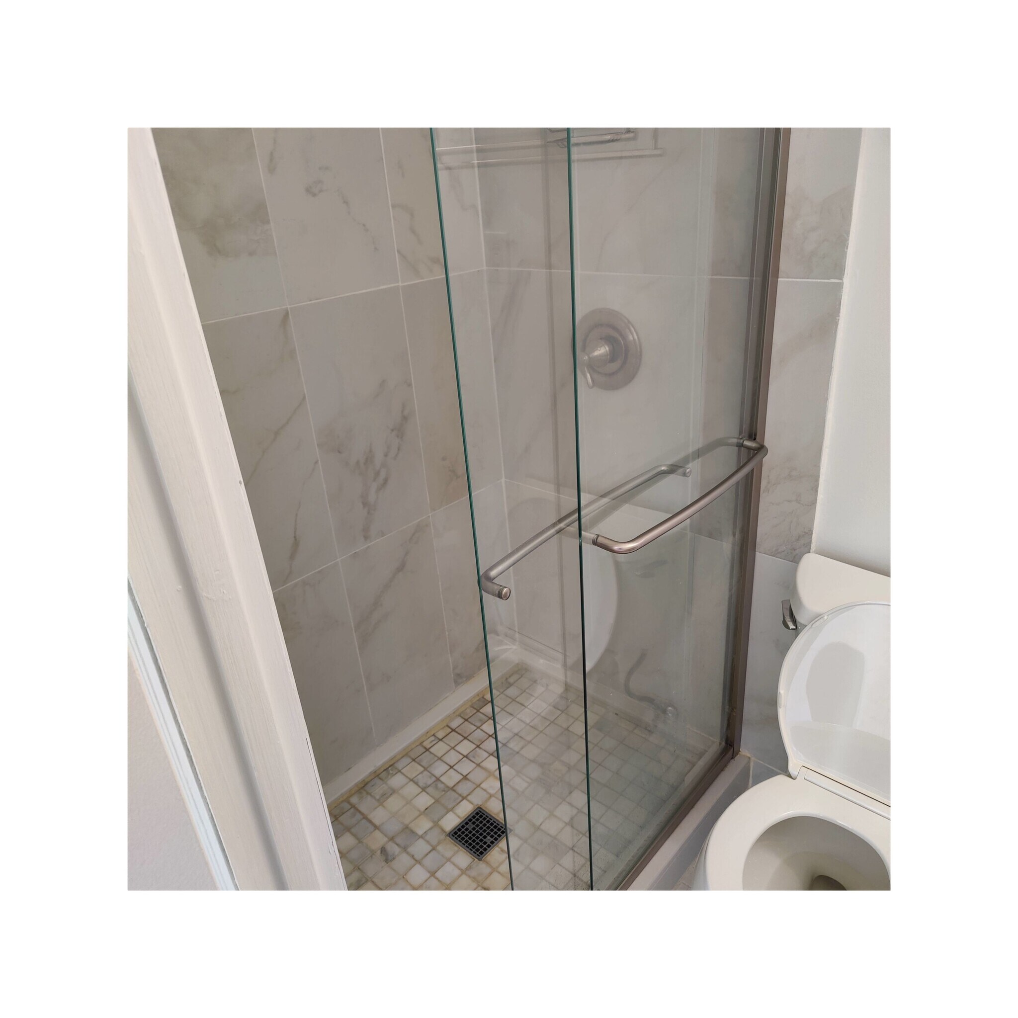 Building Photo - 2356 79th St