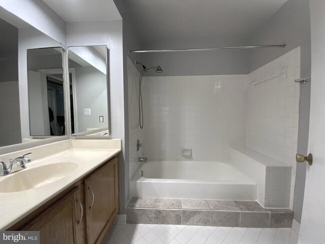 Building Photo - 7904 Crows Nest Ct