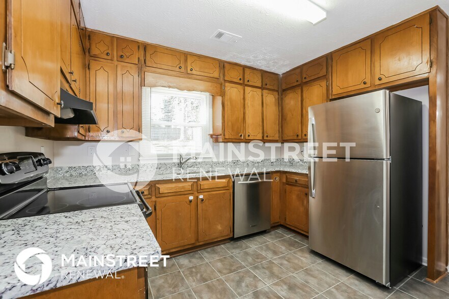 Building Photo - 369 Hillridge Dr
