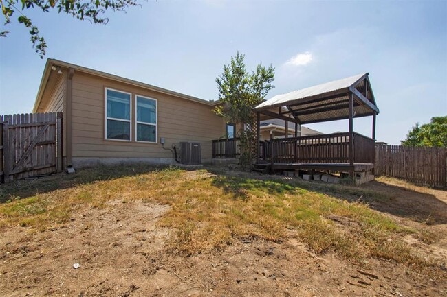 Building Photo - 126 Texas Thistle