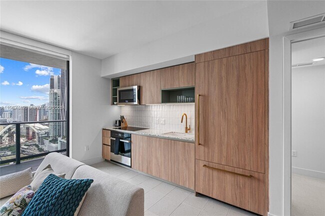 Building Photo - 159 NE 6th St