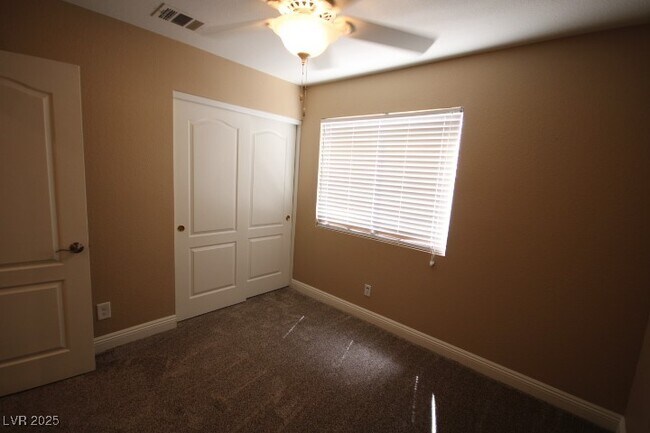 Building Photo - 9616 W Port Orange Ln