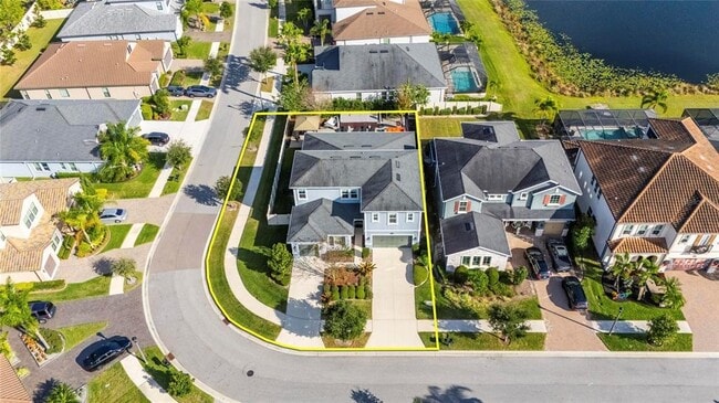 Building Photo - 18233 Leafmore St